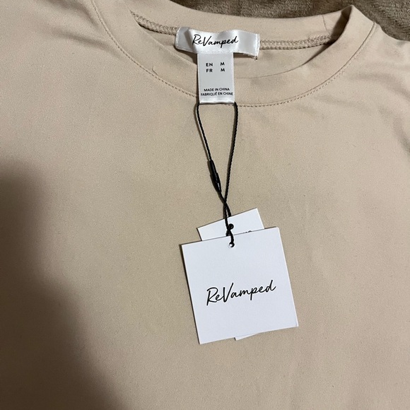 Revamped soft plain shirt - Picture 2 of 3